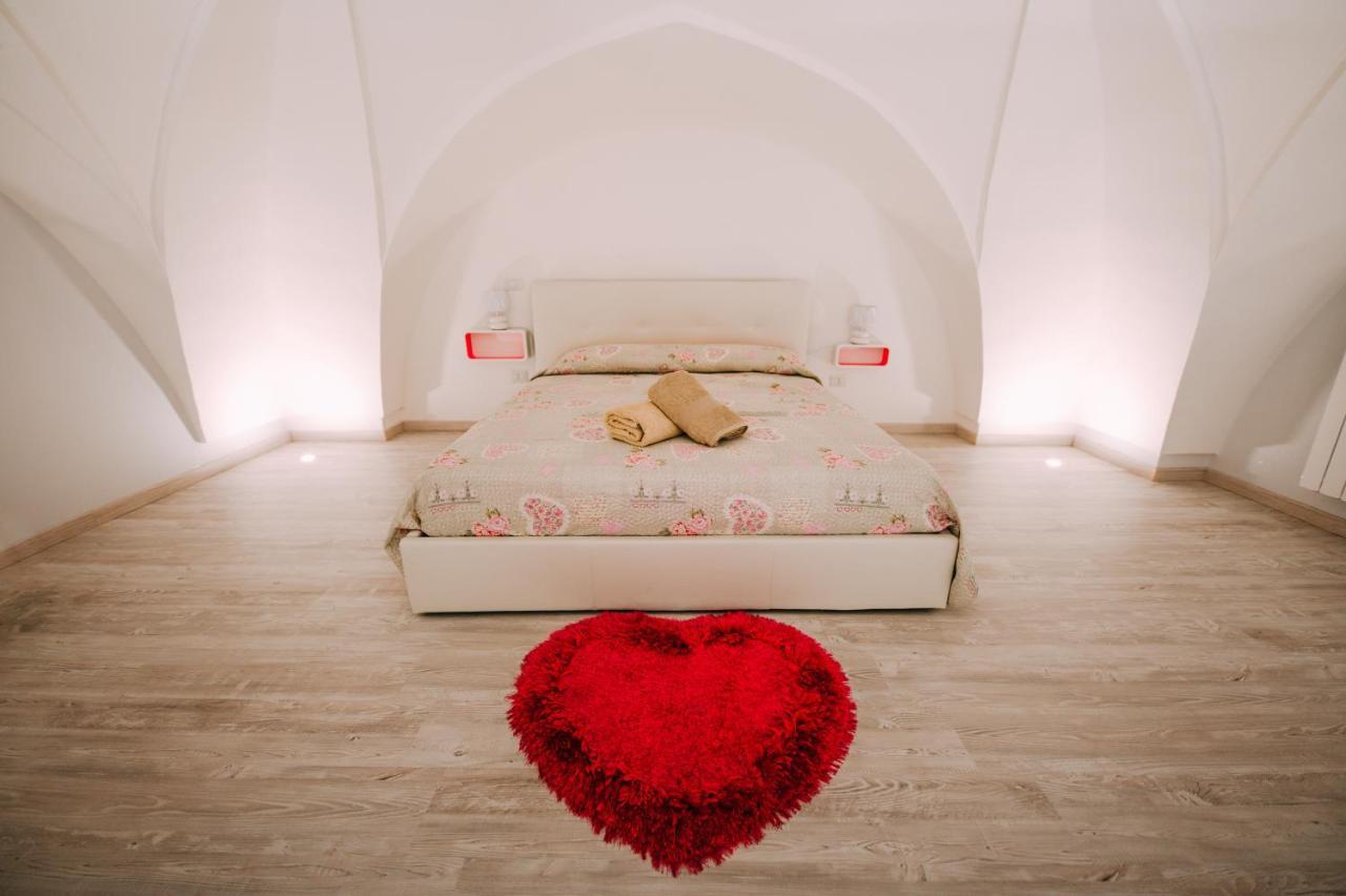 Bed Casa Vacanza Via Gallipoli - Corte Bari Бриндизи Экстерьер фото