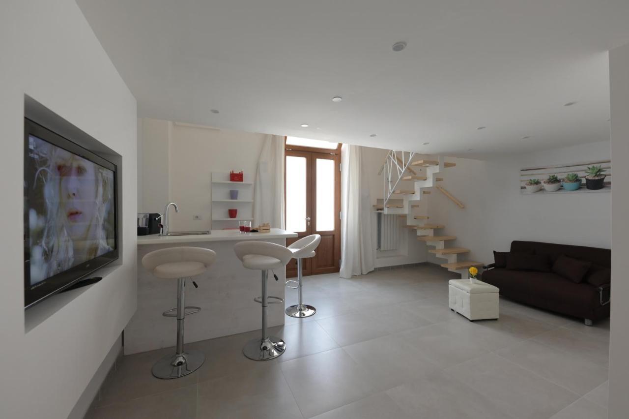 Bed Casa Vacanza Via Gallipoli - Corte Bari Бриндизи Экстерьер фото